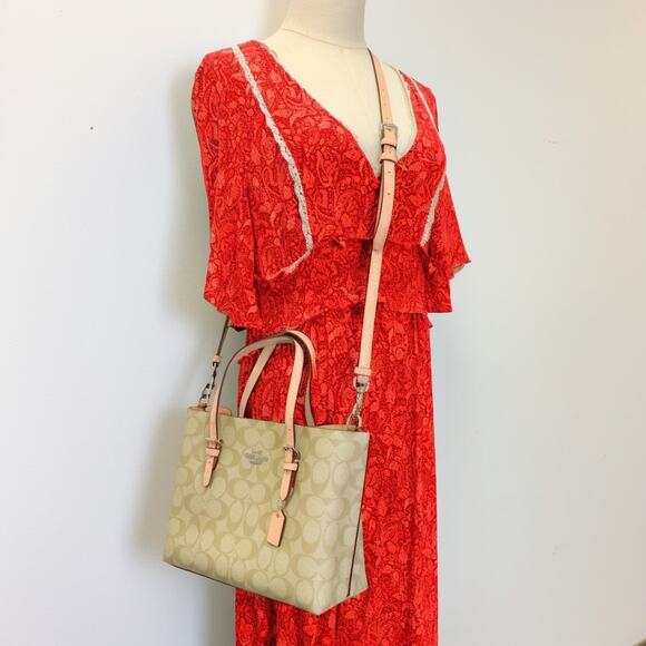 Coach C4250 Mollie Tote 25 In Signature Canvas IN Light Khaki Faded Blush - Picture 1 of 7
